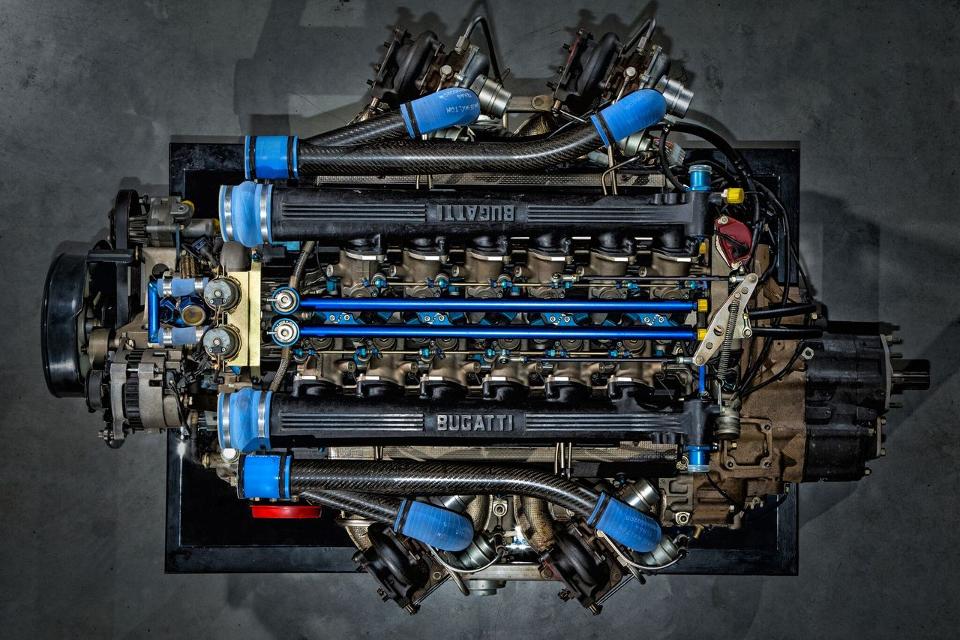 Jacob &amp; Co-Bugatti-Chiron Movement, based on the Chiron Engine with working pistons