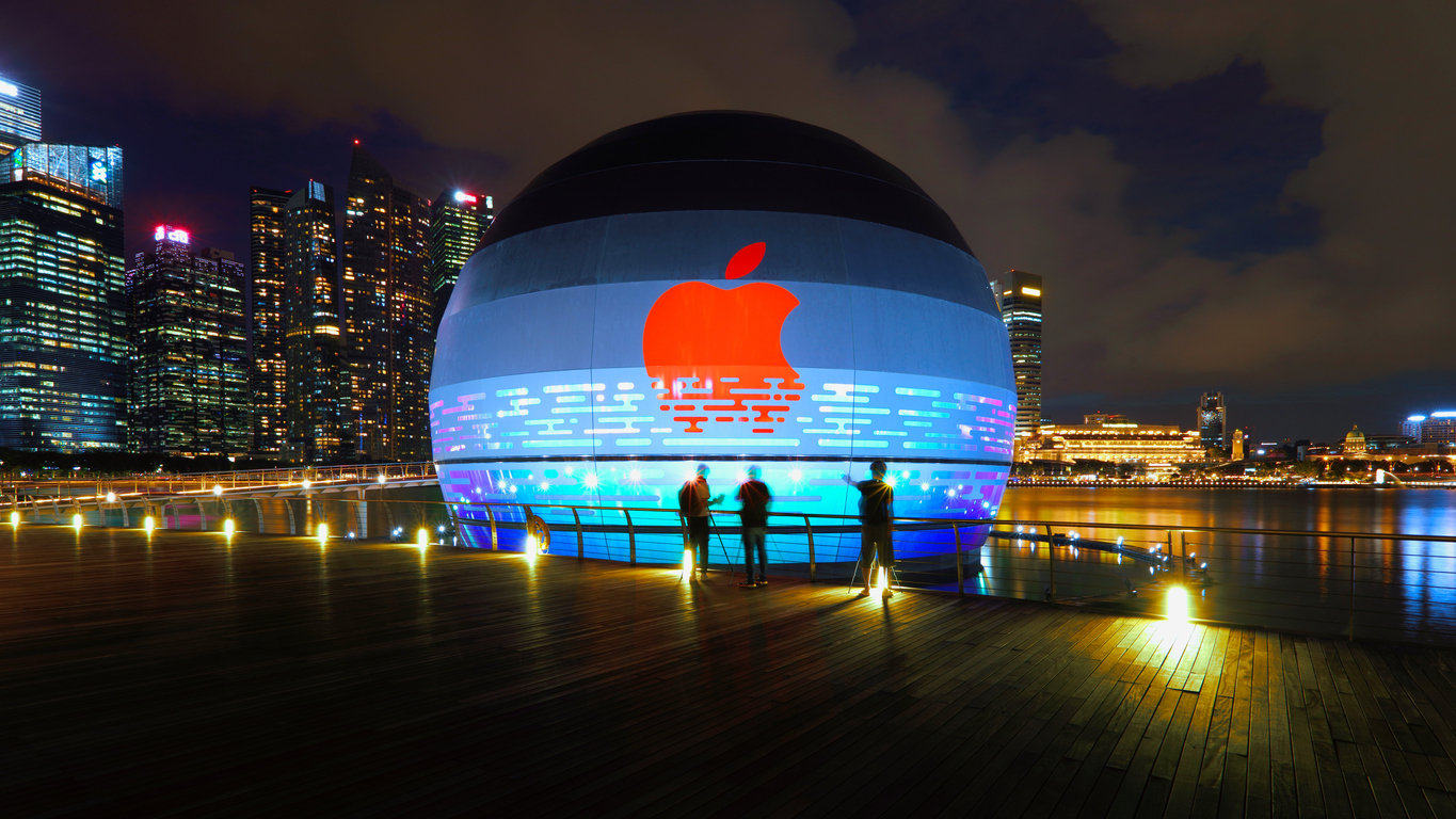 Apple store illuminated in Marina Bay, Singapore