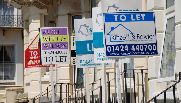 Houses to let in St. Leonards-on-Sea, England