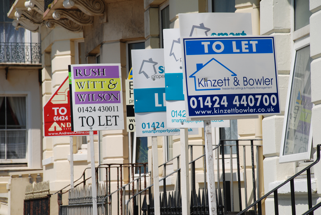 Houses to let in St. Leonards-on-Sea, England