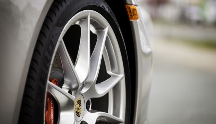Porsche 911 Carrera S Cabriolet Front Wheel