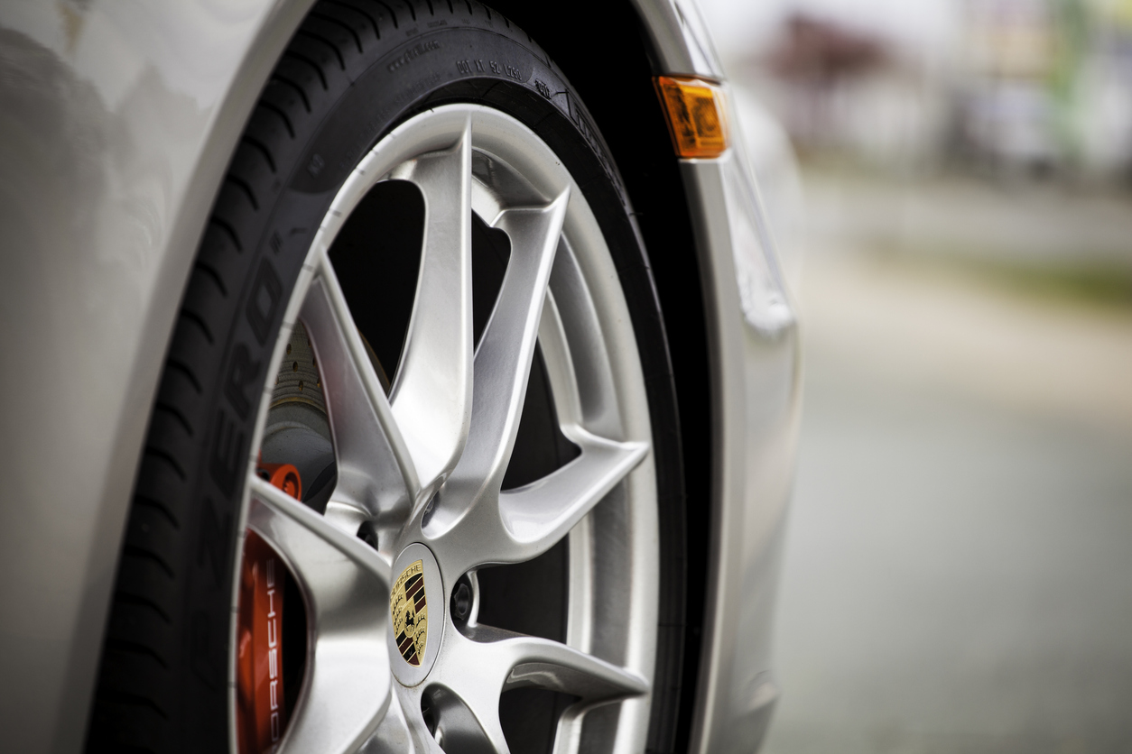 Porsche 911 Carrera S Cabriolet Front Wheel