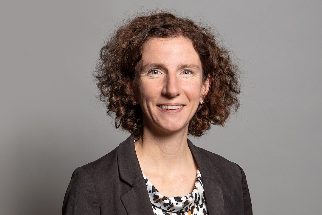 Official portrait of Anneliese Dodds