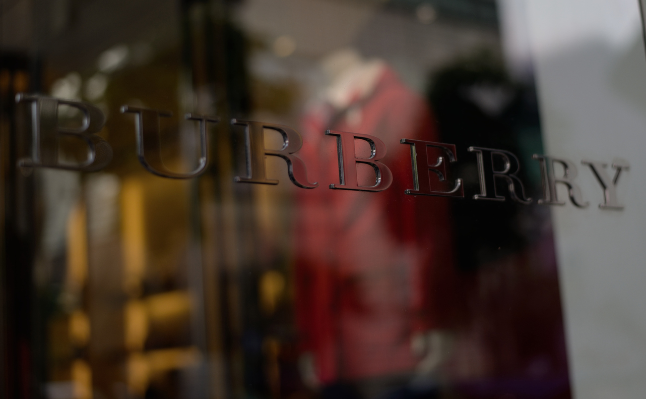 Burberry sign/logo