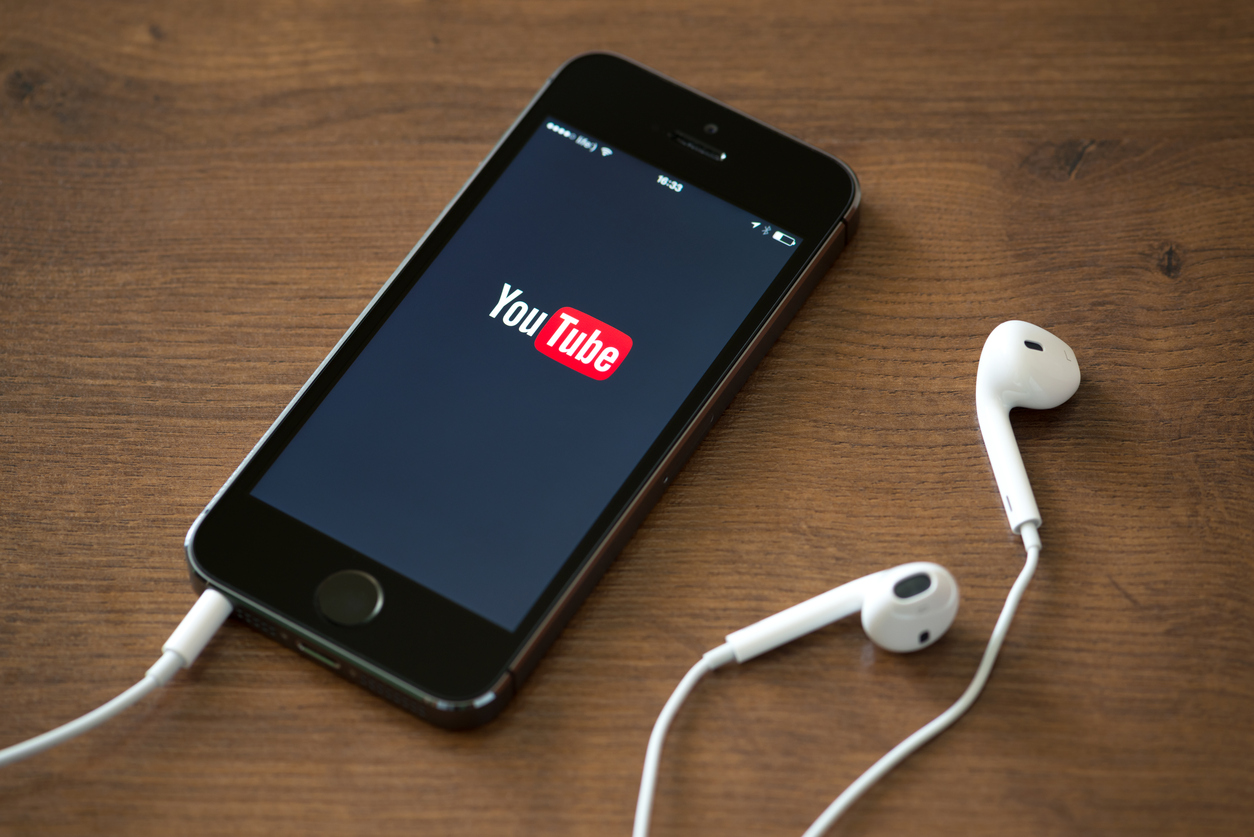 youtube application on apple iphone 5s