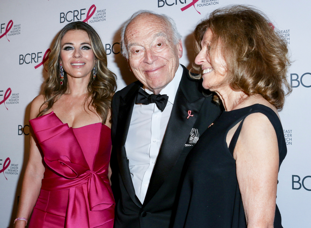 new,york,,ny, ,may,17,,2018:,elizabeth,hurley,,leonard