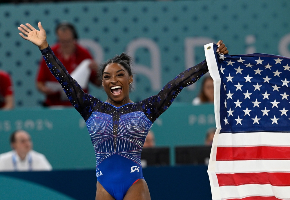 paris, france,august,01,,2024,,simone,biles,(usa),floor,exercise,
