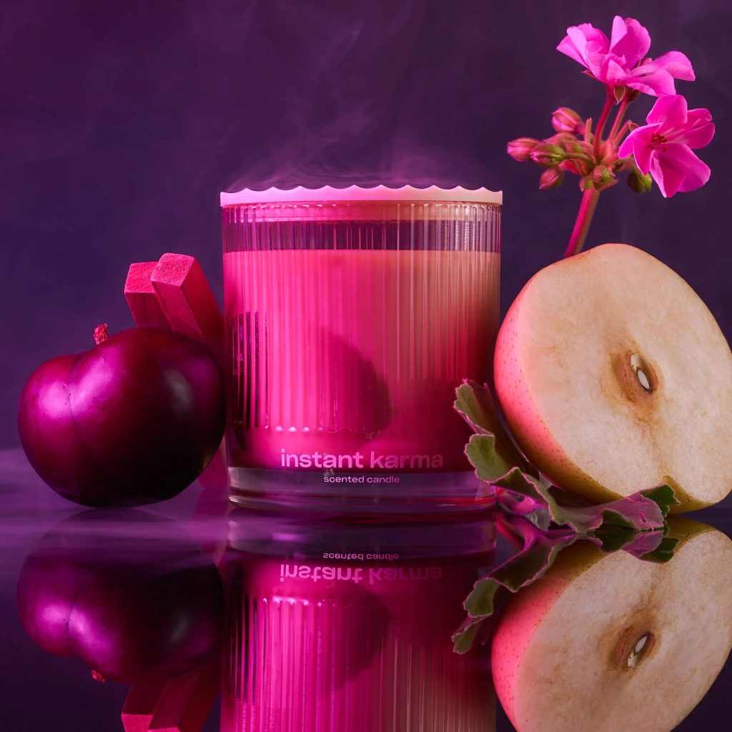 4. set the mood with snif scented candles
