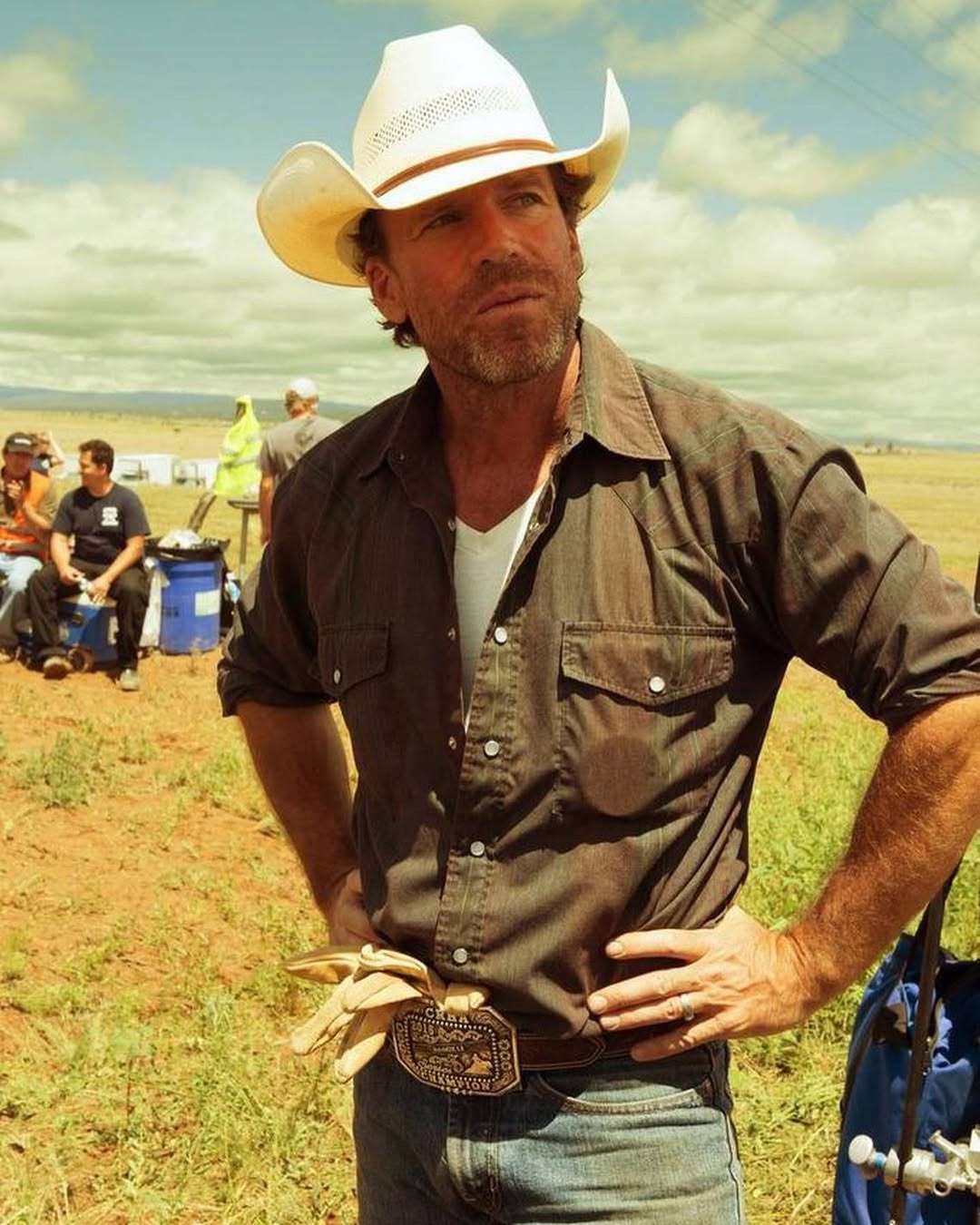 328466802 567041055347247 1740653202620428352 n