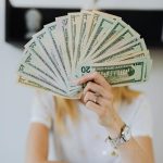 How Employers Are Using Early Pay Perks to Win the Loyalty Battle